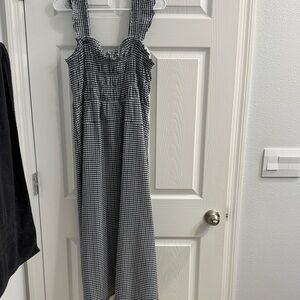 Old Navy navy and White Maxi Dress